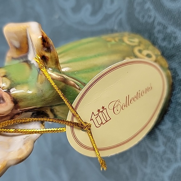 NWT Collections Bell Angel w/ Book Ornament - Picture 5 of 10